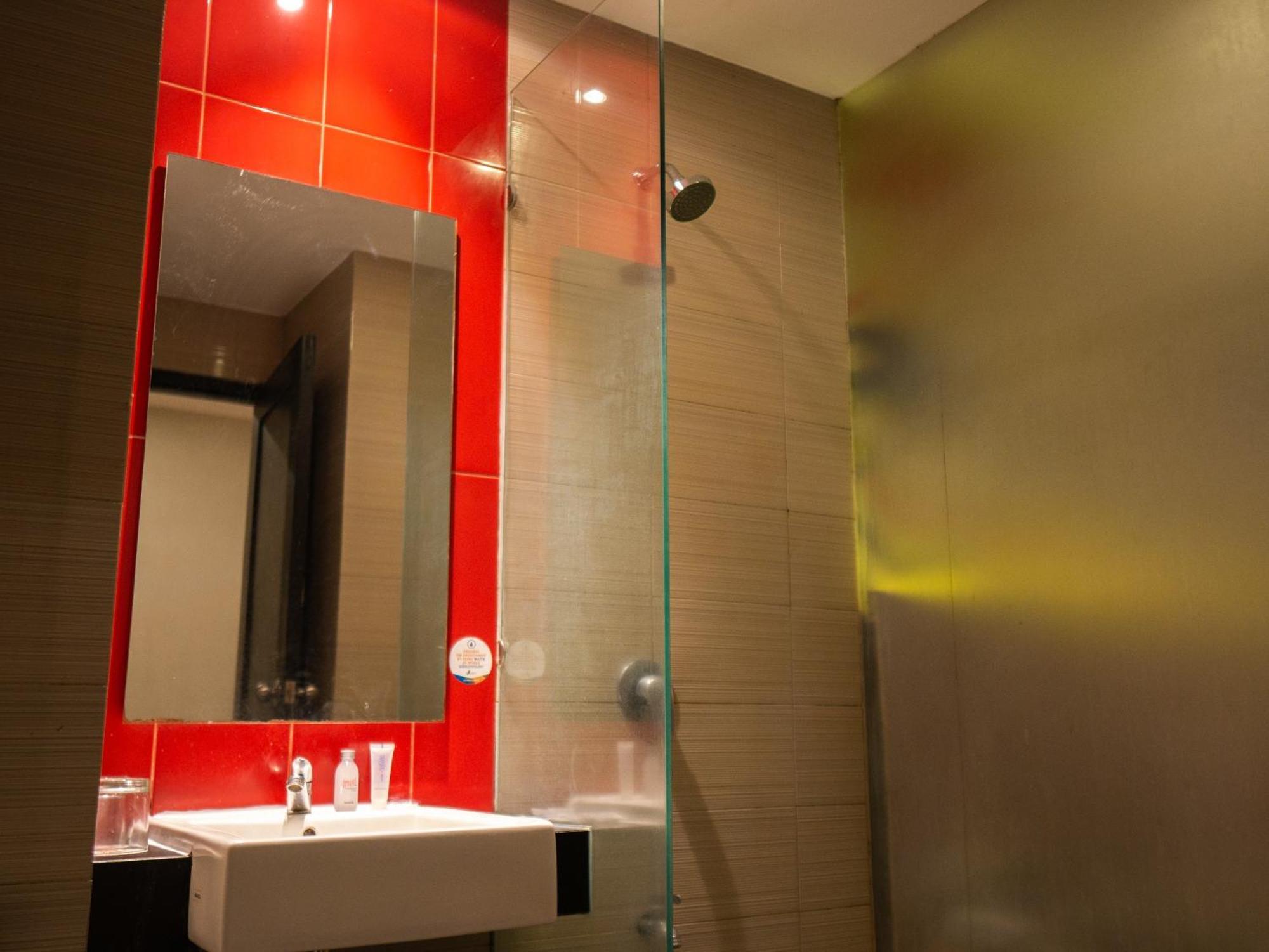 Meotel Purwokerto Exterior photo